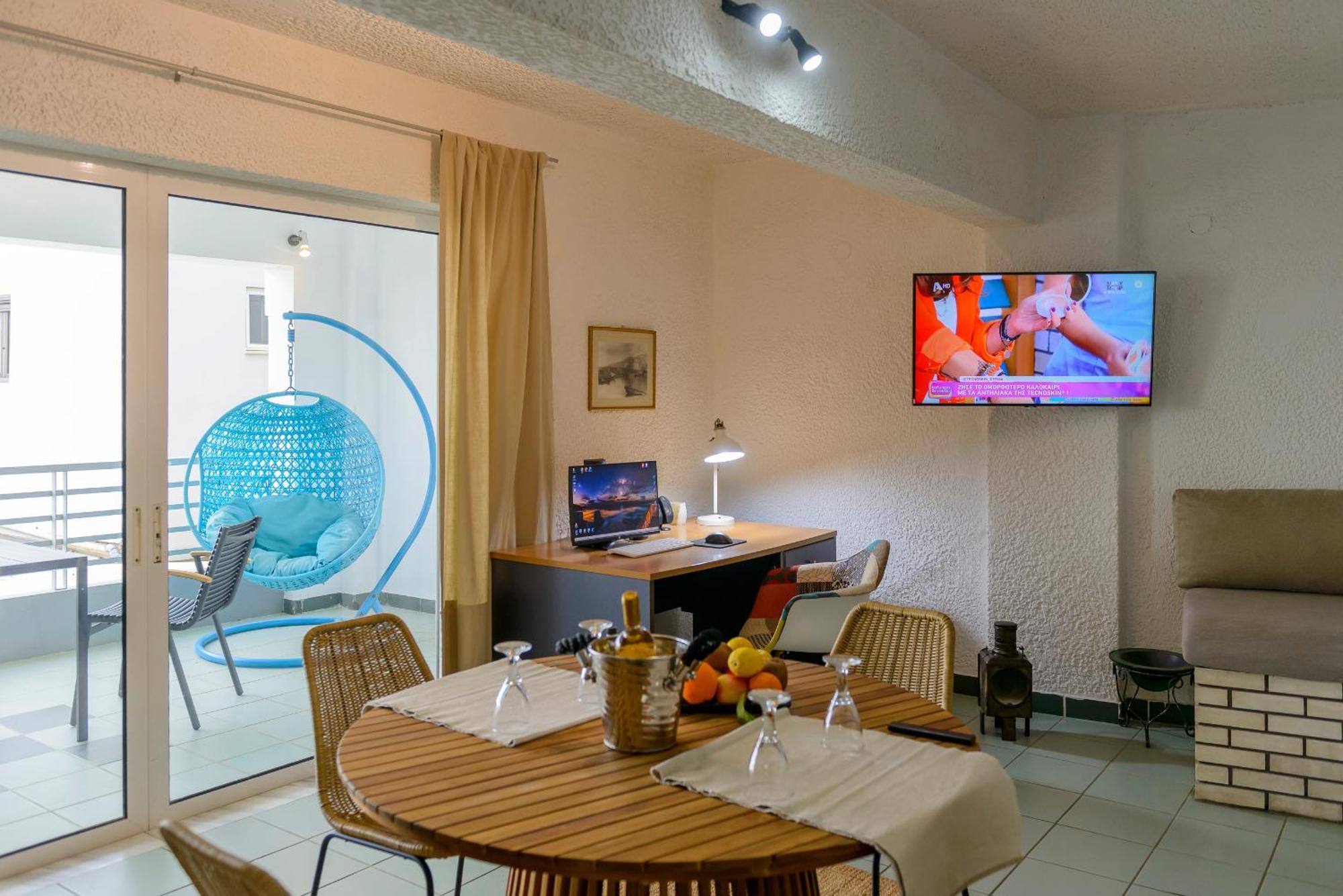 Agali 1 Mesonet In Front Of The Sea Akrogialion Exterior foto