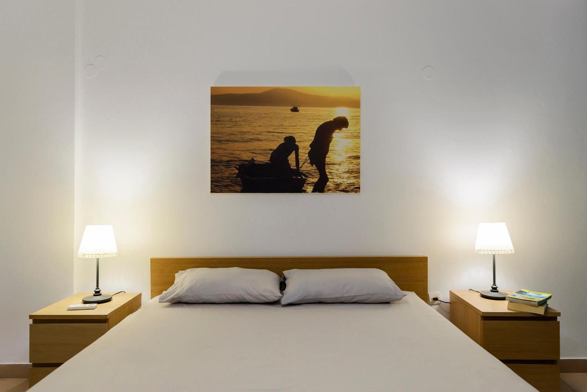 Agali 1 Mesonet In Front Of The Sea Akrogialion Exterior foto
